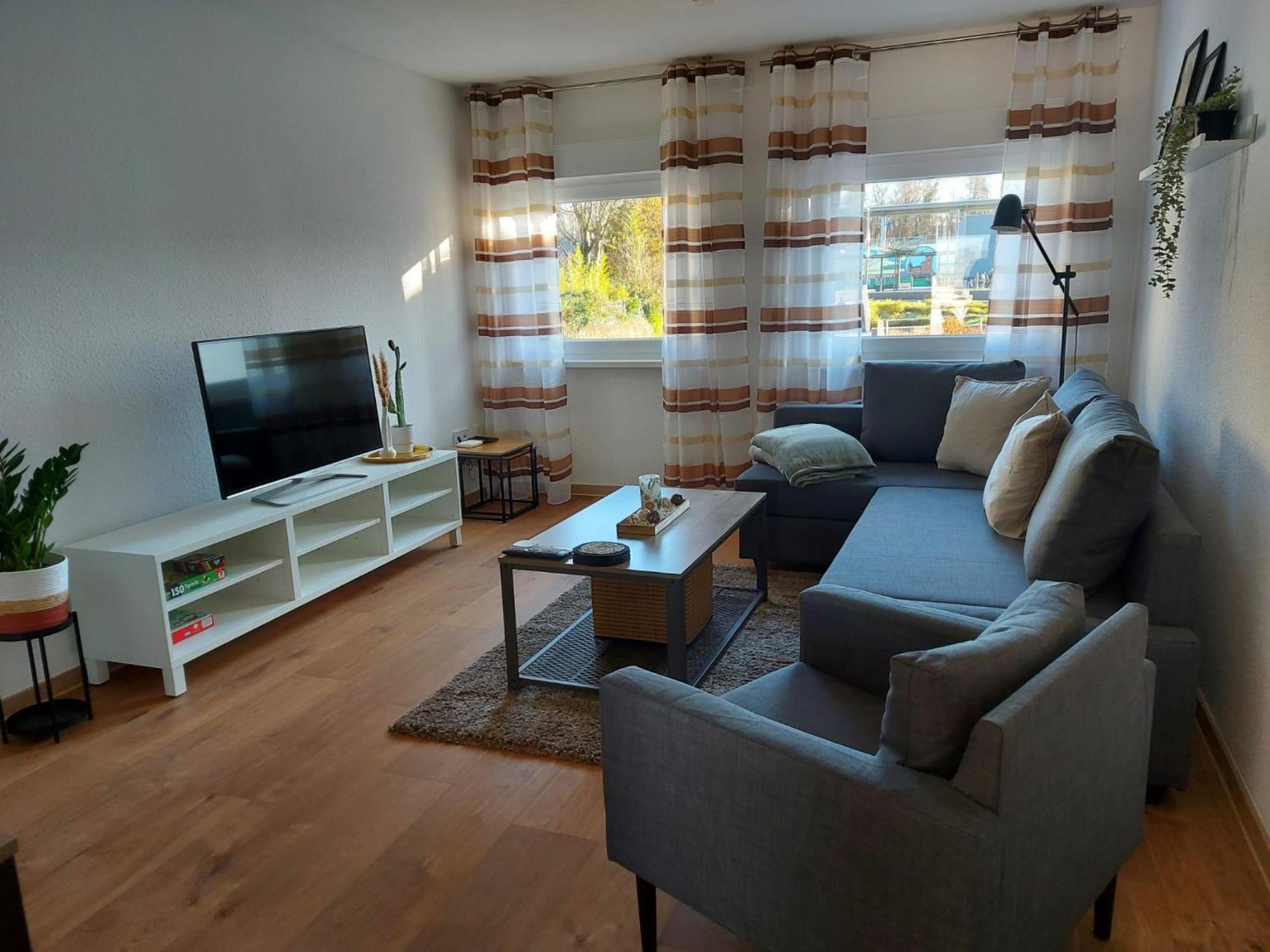 Ferienwohnung In Erftstadt 2 Min Fusslaeufig Zum Bahnhof, Phantasialand, Koeln, Koeln Messe, Eifel Eksteriør billede