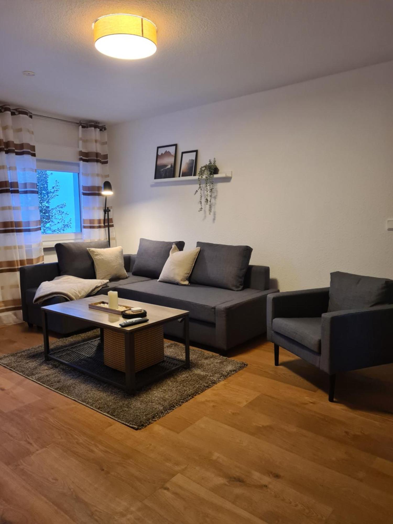 Ferienwohnung In Erftstadt 2 Min Fusslaeufig Zum Bahnhof, Phantasialand, Koeln, Koeln Messe, Eifel Eksteriør billede